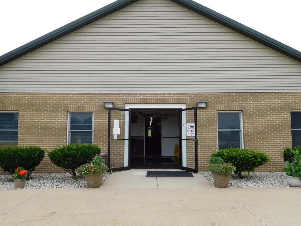Attica Inn Exterior photo