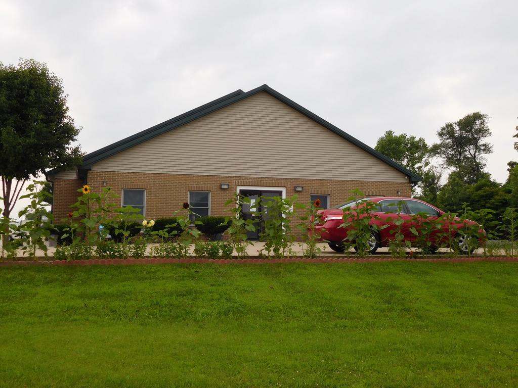 Attica Inn Exterior photo