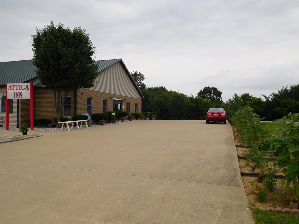 Attica Inn Exterior photo